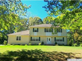 42 Melissa Ln, Red Bank, NJ 07701