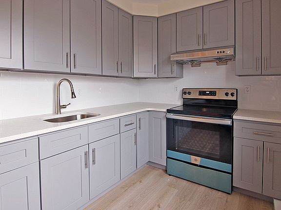 4th image of 68-56 Groton St Floor 2
