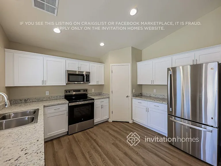 12002 W Aster Dr — Photo 6