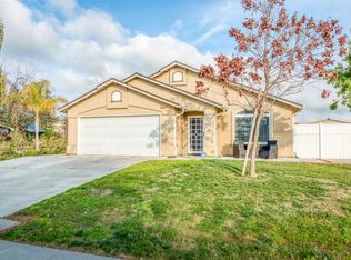 2325 S Sabre Dr, Fresno, CA 93727