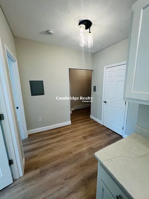2 bed, 1.0 bath, $3,500 — Photo 4
