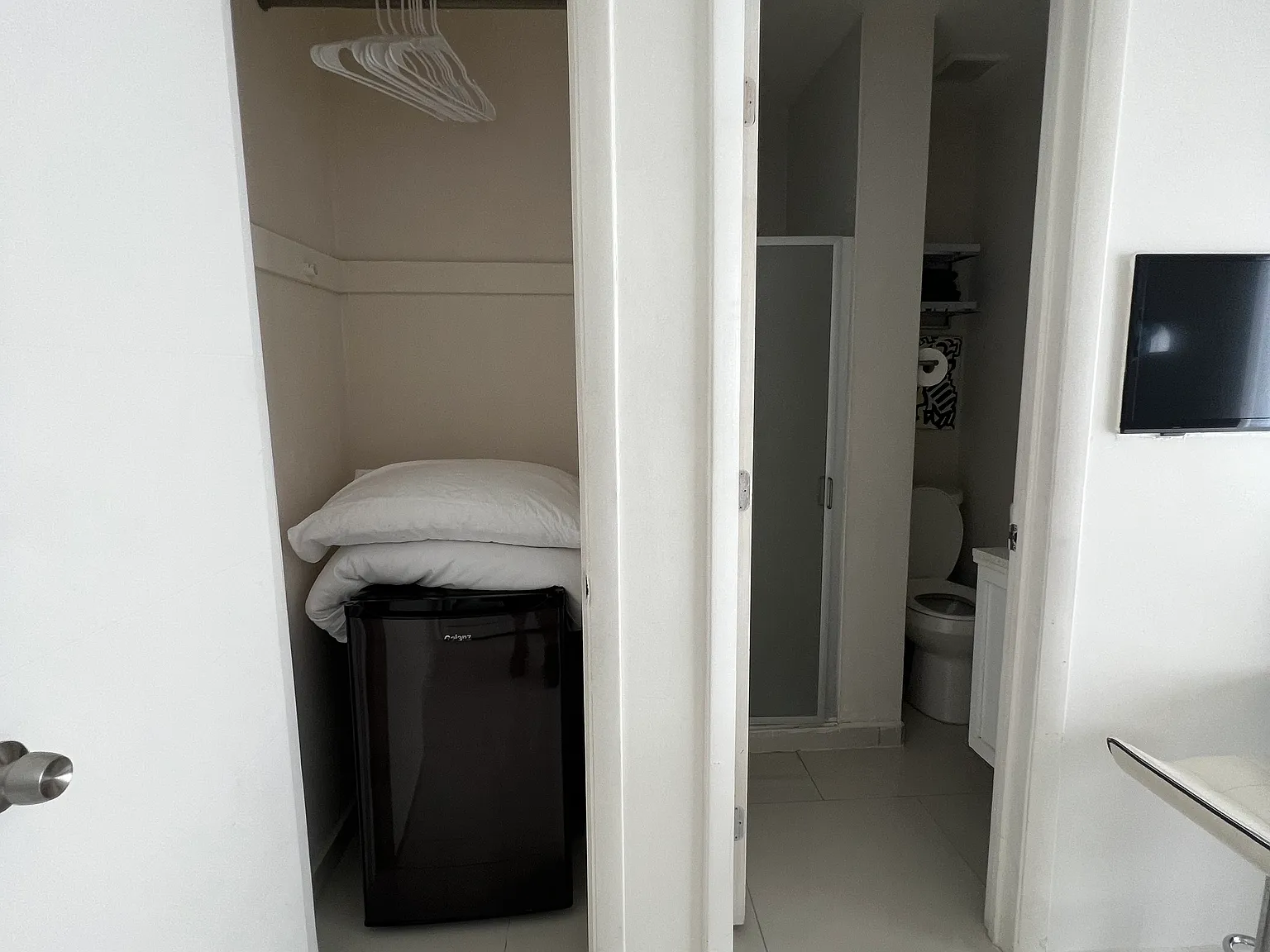 Studio, 150 sqft, $1,195 — Photo 4
