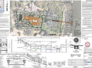 28 Quaker Run Rd, Mashpee, MA 02649