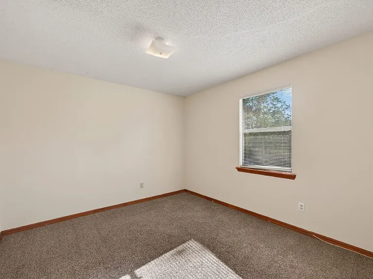 8341 Fire Fly Ln — Photo 18