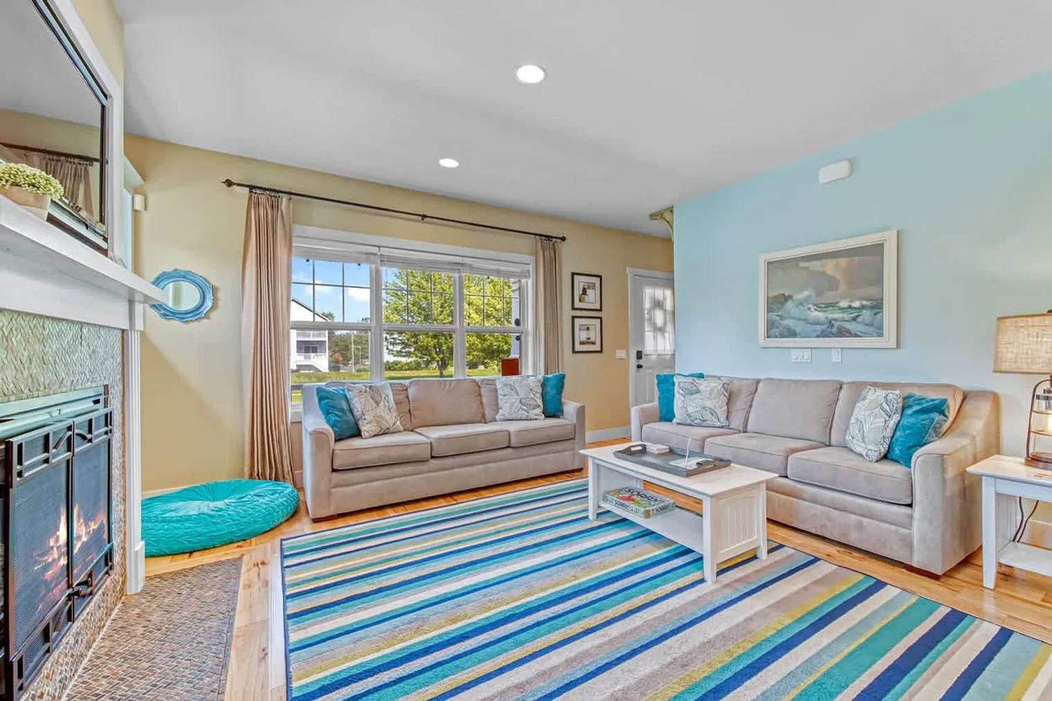 5 bed, 3.0 bath, 3100 sqft, $6,836 — Photo 4