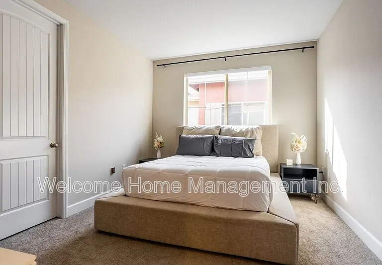 1828 Enclave Pl — Photo 19
