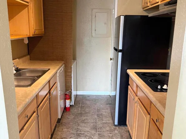 900 Mountain Creek Rd APT 28, Chattanooga, TN 37405