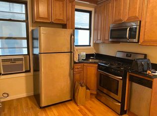31-27 34th St #C1, Astoria, NY 11106
