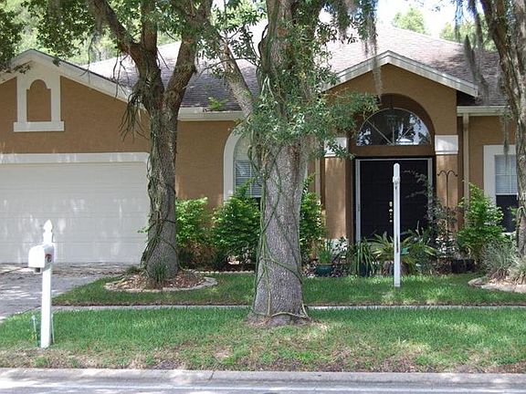 5th image of 9613 Regents Park Dr