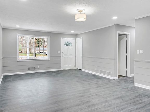 5th image of 368 Nottingham Way SW