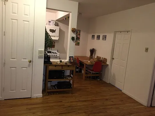 Rented by Bold New York | media 29