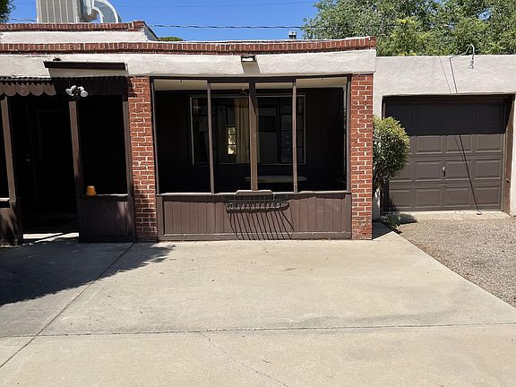 2nd image of 223 Solano Dr NE #C