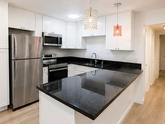 3rd image of 10618 Fair Oaks Blvd #21