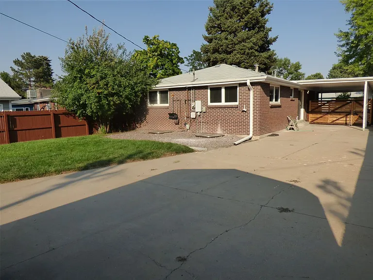 1543 S Hudson St — Photo 26