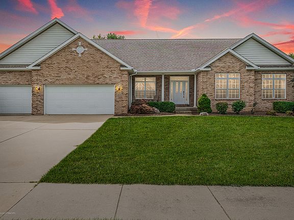 5th image of 4315 Chancellor Dr