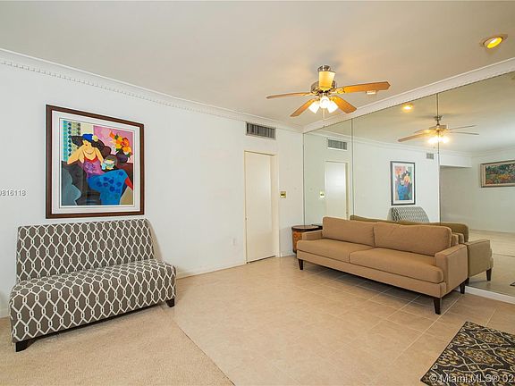 4th image of 5255 Collins Ave APT 5B