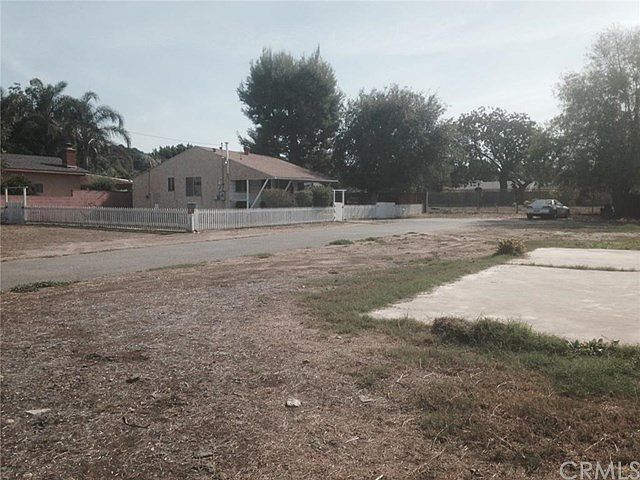 2nd image of 15702 Sierra Vista Ct