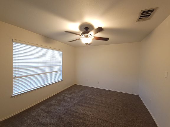 5th image of 9034 Veranda Ct