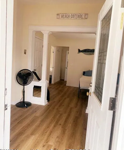 323 14th Ave — Photo 2