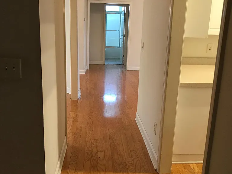 111 Grasmere Ct — Photo 16