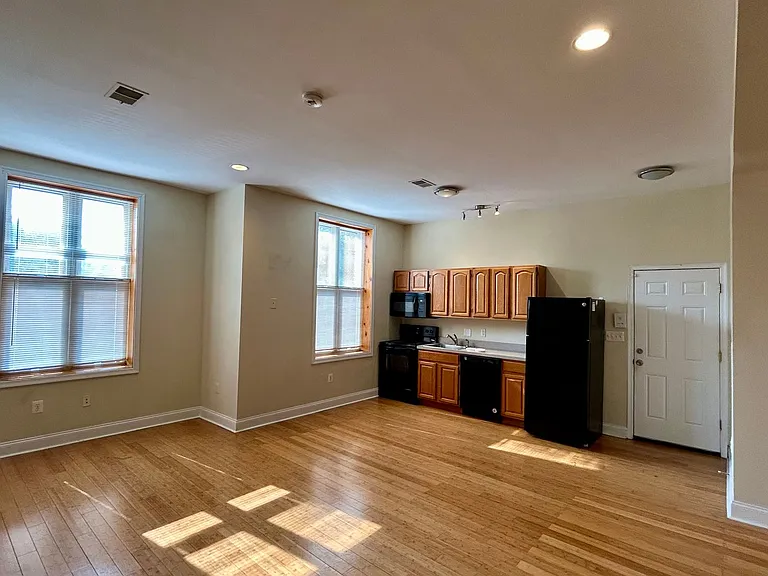 Apartments in Reservoir Hill, Baltimore, MD! — Photo 41