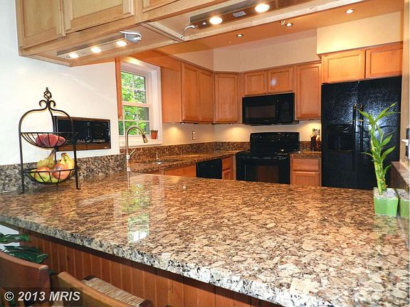 4th image of 8 Stalvey Hill Ct