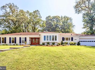 7419 Park Terrace Dr, Alexandria, VA 22307
