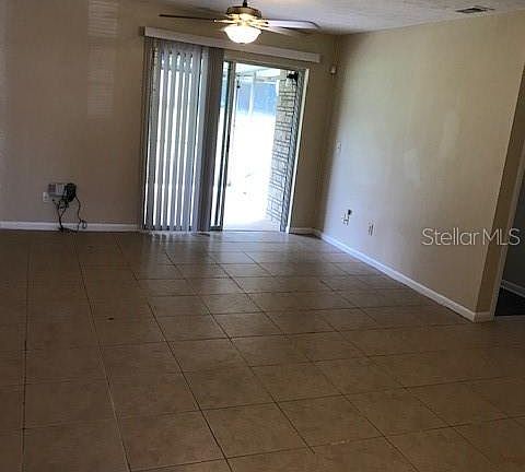 4th image of 9525 Lake Park Dr #A