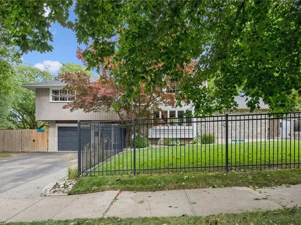 112 Margaret Ave N, Waterloo, ON N2J 3P9