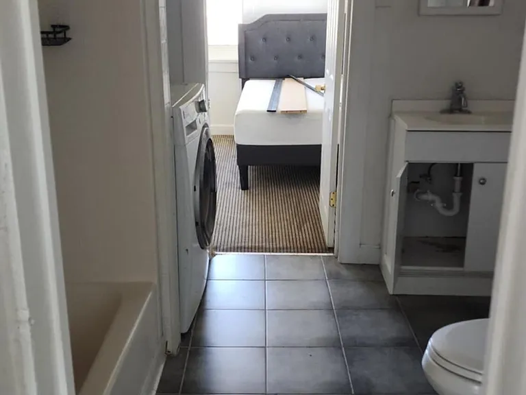 151 N Pendell Rd #D — Photo 4