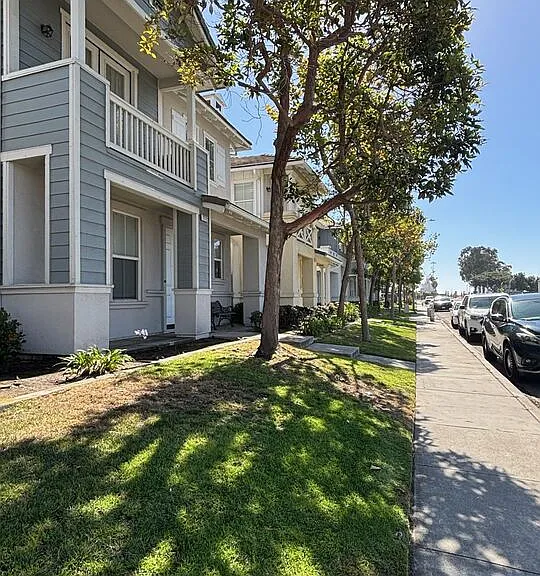 214 E Port Hueneme Rd — Photo 2