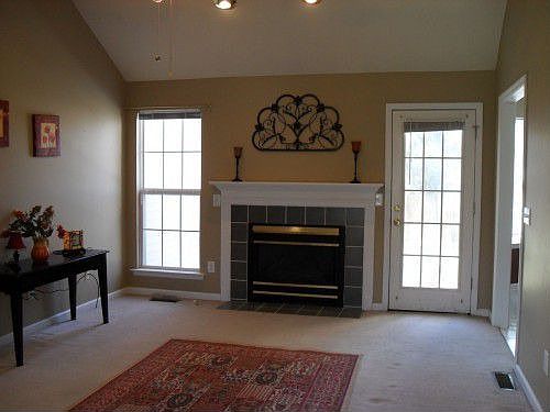 1st image of 523 Breslin Ave