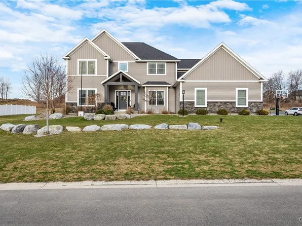 4487 Providence Rd, Jamesville, NY 13078