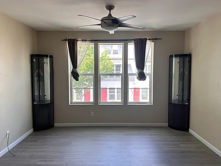1420 Nevin Plz — Photo 21