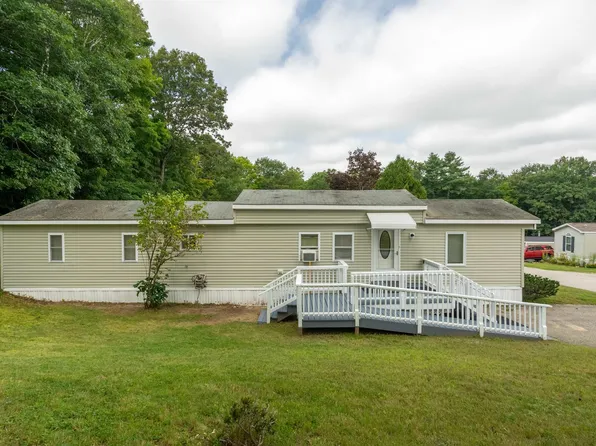 2 Knights Court, Raymond, NH 03077