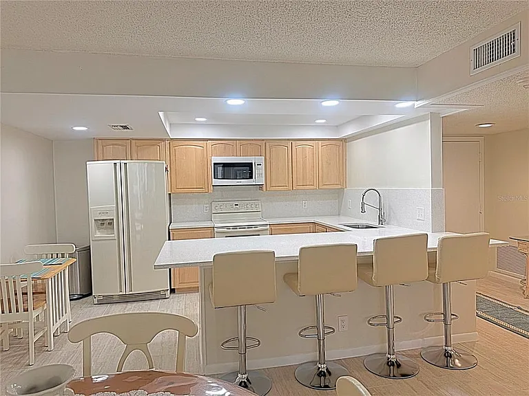 1460 Gulf Blvd #411 — Photo 11
