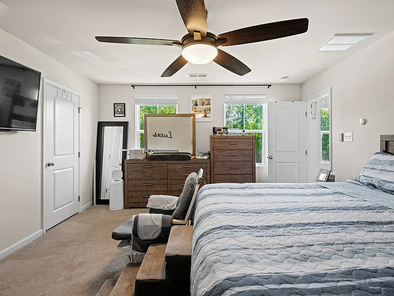 21012 Baileys Grove Dr — Photo 17