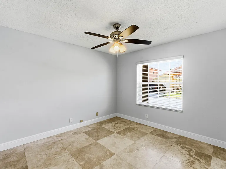 10781 Cypress Lake Ter — Photo 13