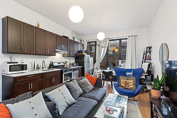 1st image of 113 E 18th St APT 2