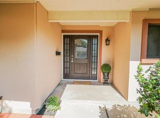1202 Halifax Dr, Grand Prairie, TX 75050