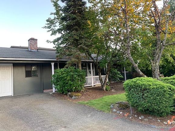 2nd image of 12821 NE 83rd St