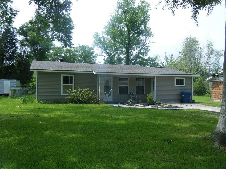 1st image of 713 Roberta Dr