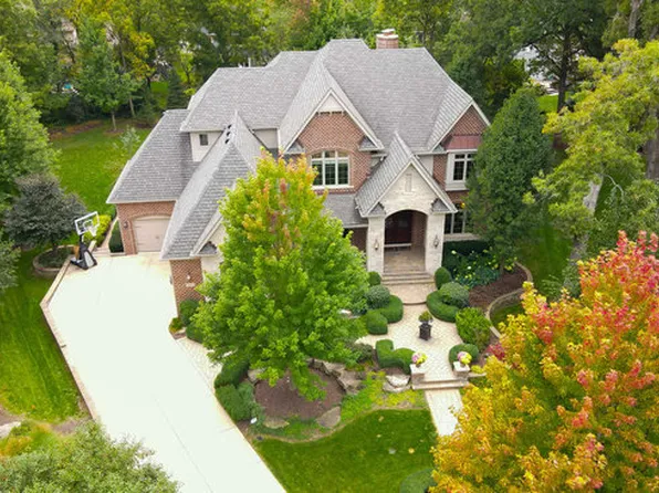 1032 Caroline Ct, Naperville, IL 60565