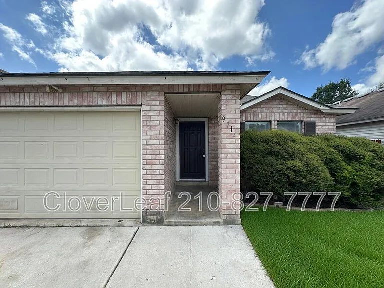 9714 Frost Plain Dr — Photo 4