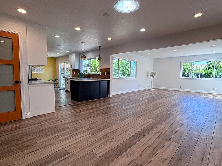 1337 Bedford St — Photo 12