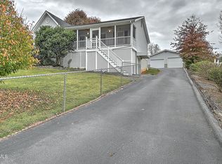 2213 Catherine St, Bristol, VA 24201