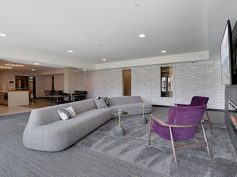 District Apartments — Photo 16