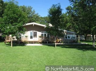 28142 Lakewood Dr NW, Isanti, MN 55040