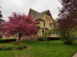 400 W 1st St, Sumner, IA 50674