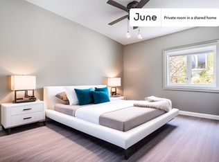 1119 S Loomis St #201-D, Chicago, IL 60607